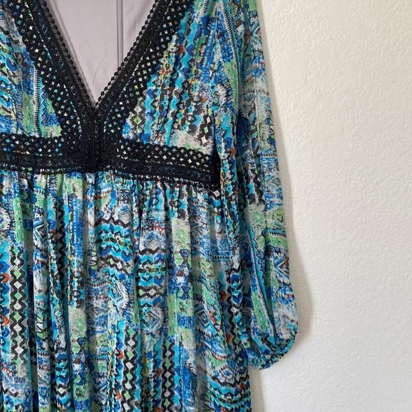 Betsy Johnson Cold Shoulder Long Sleeve Baby Doll Dress - Picture 7 of 10